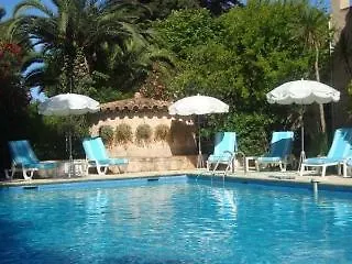 Hotell Les Moulins De Paillas 3*